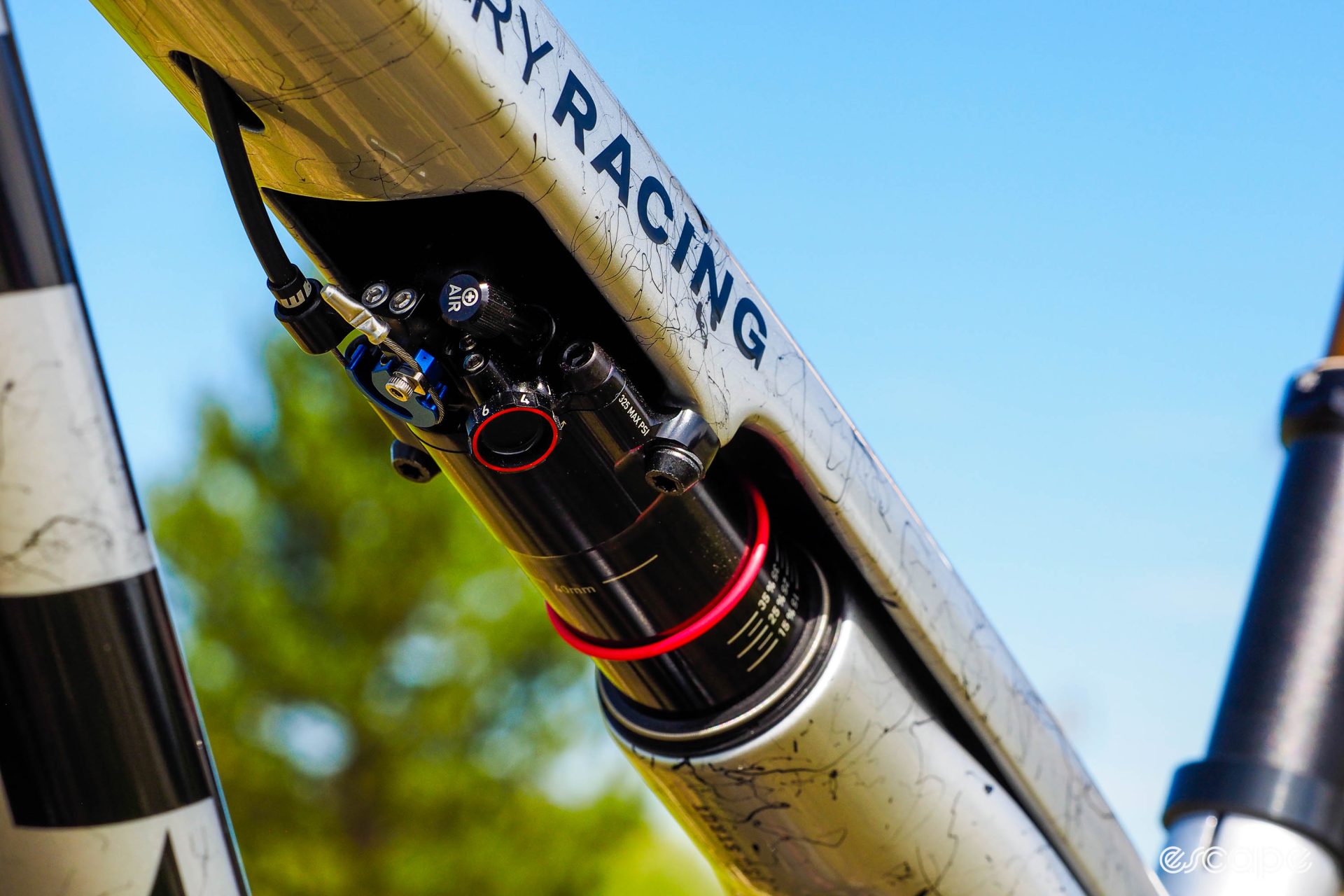 Trek supercaliber rear sale suspension