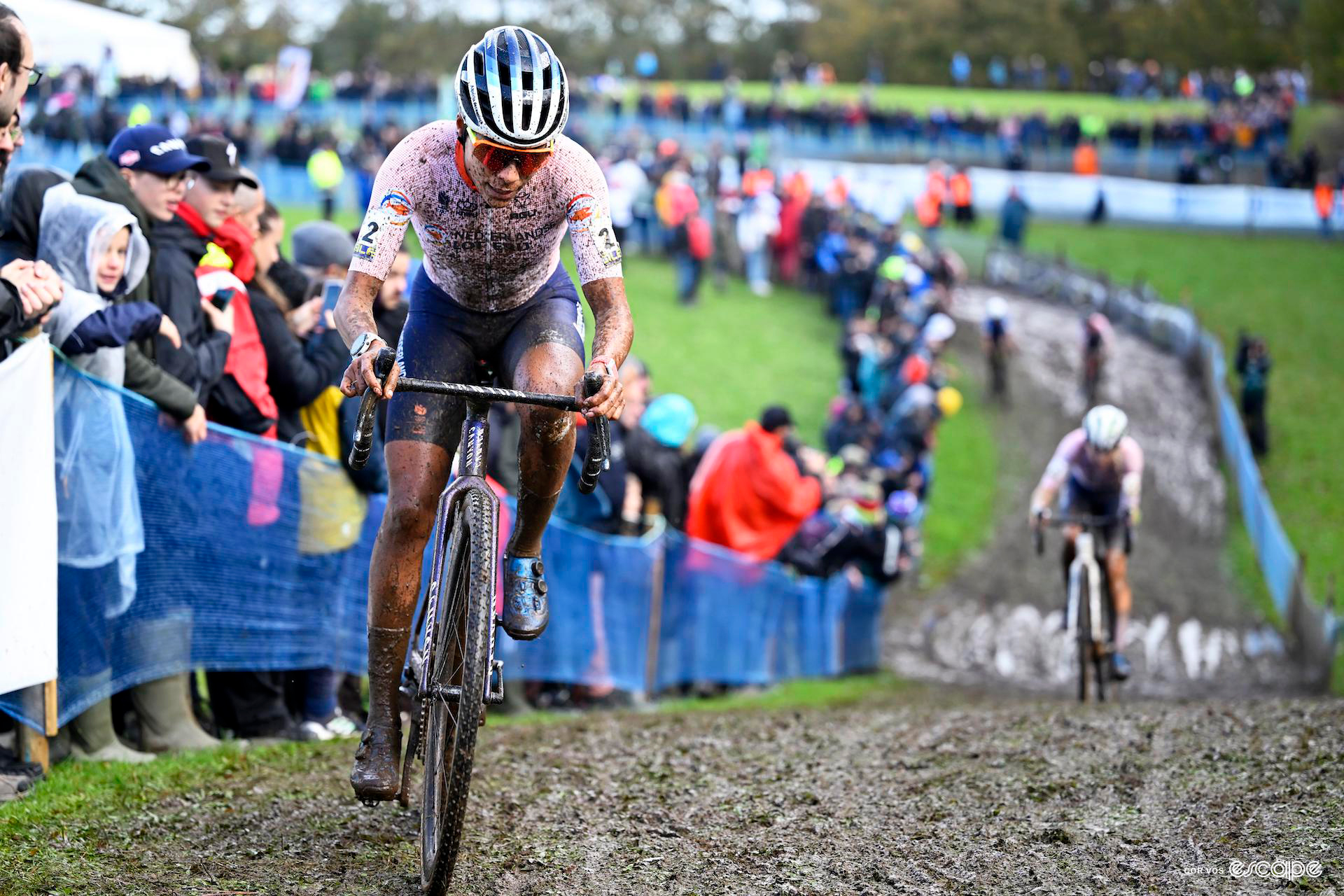 Cyclocross gallery: A week of mud and cobbles in the eye of a storm ...